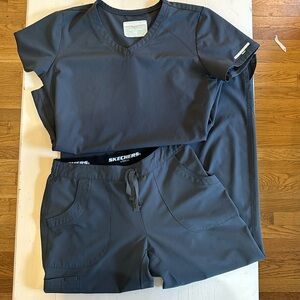 Skechers by Barco Scrub set Small